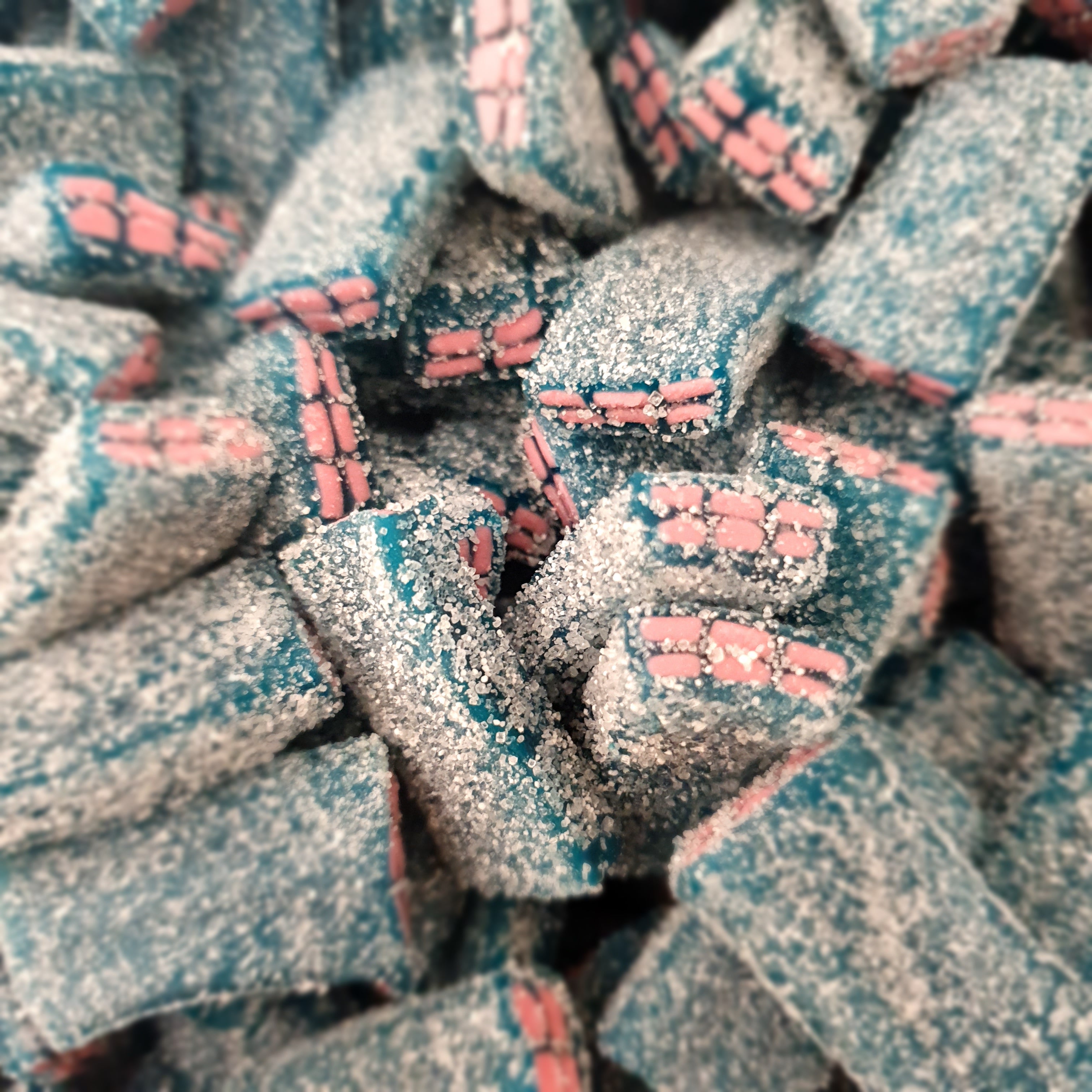 Fizzy Blue Raspberry Bricks (200g/500g) – THESWEETLANDNZ